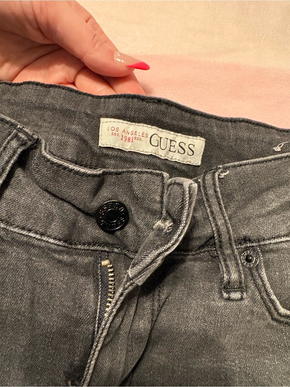 GUESS Denim Shorts - Picture 3 of 5